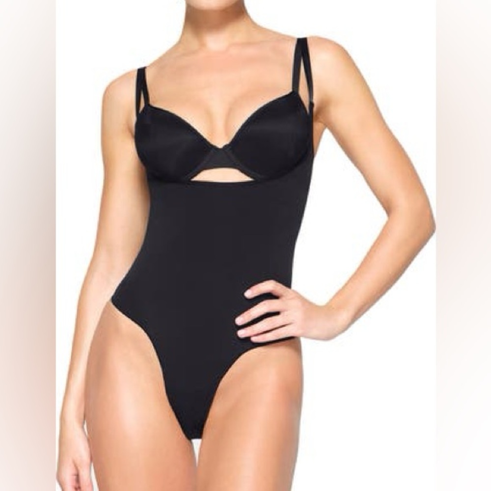 SKIMS Black Seamless Underbust Shapewear Bodysuit